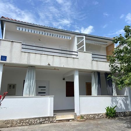 Apartmani Mara Rogoznica Rogoznica  Esterno foto