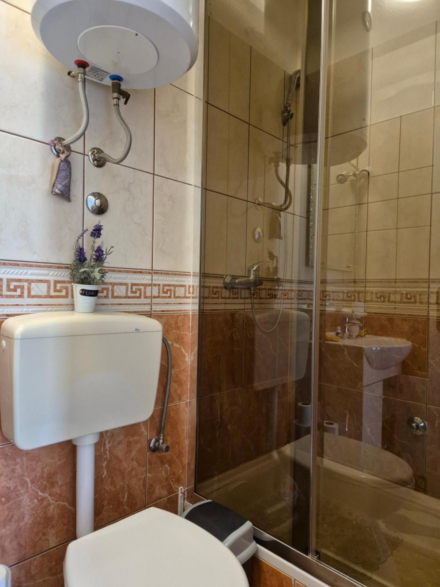 Apartmani Mara Rogoznica Rogoznica  Esterno foto