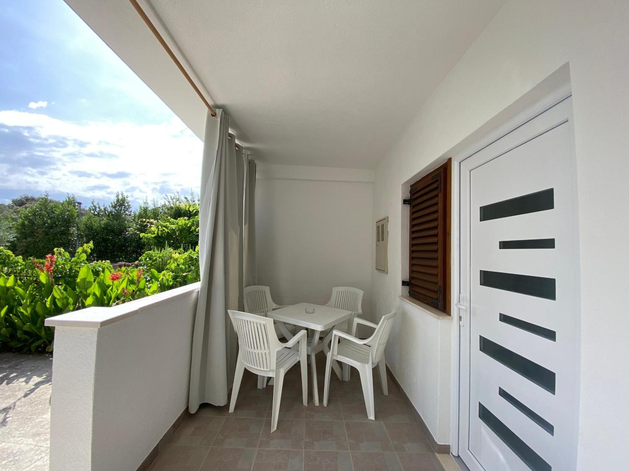 Apartmani Mara Rogoznica Rogoznica  Esterno foto